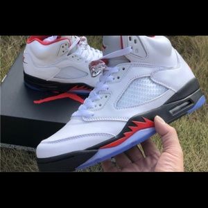 Jordan Retro 5’s “ Fire Red “